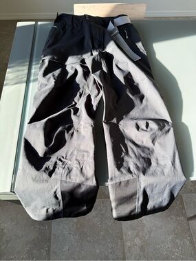 Stio Men's Black Cargo Softshell Pants